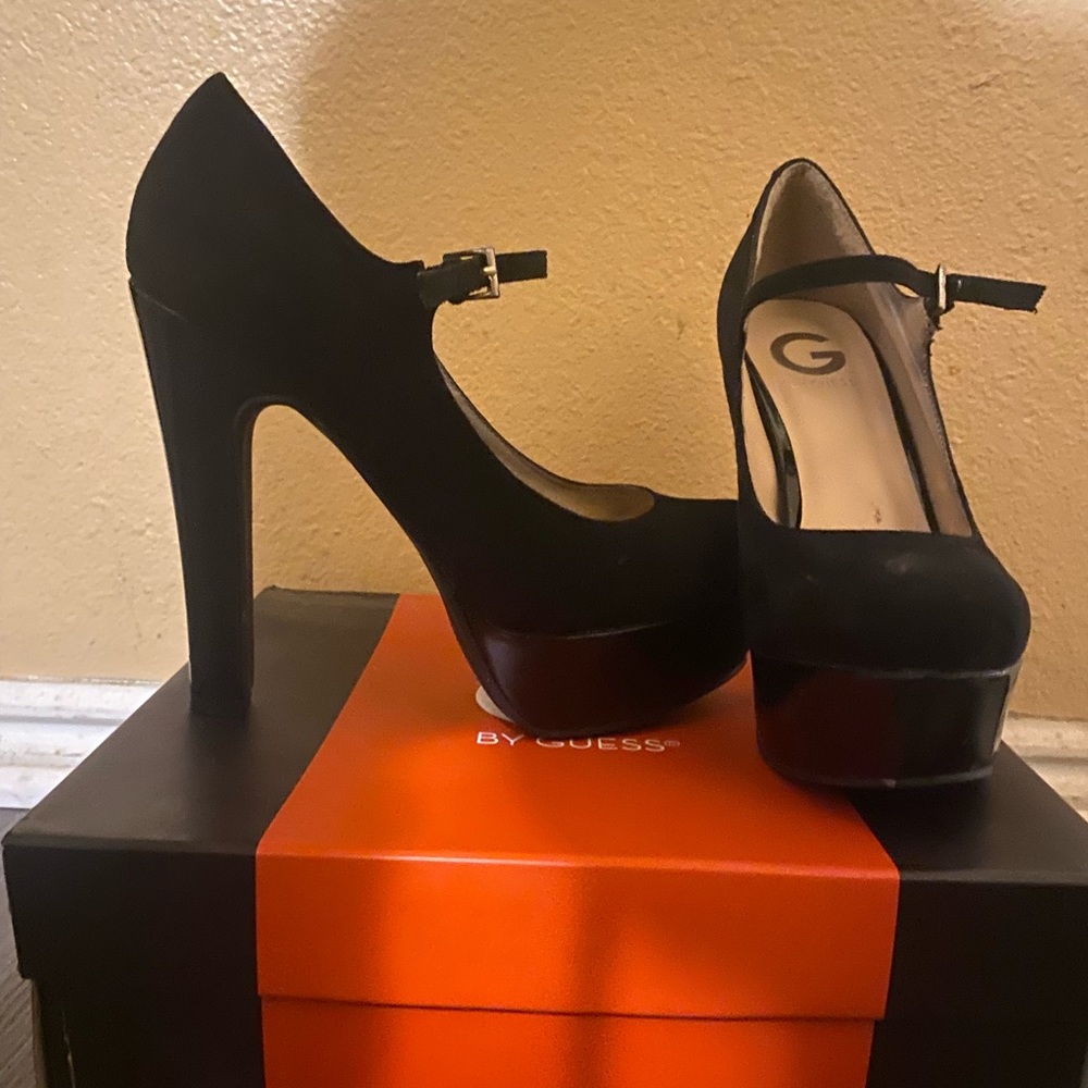 Sexy black high heel in a size 7 medium